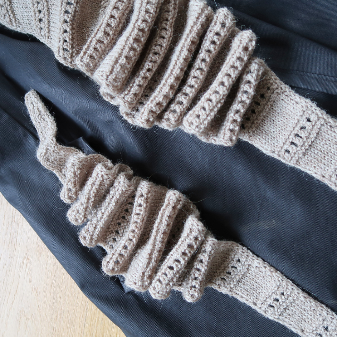 MAGGIE SCARF | Easy Knitting Pattern