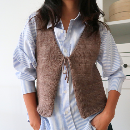 CLARA VEST | Easy Knitting Pattern