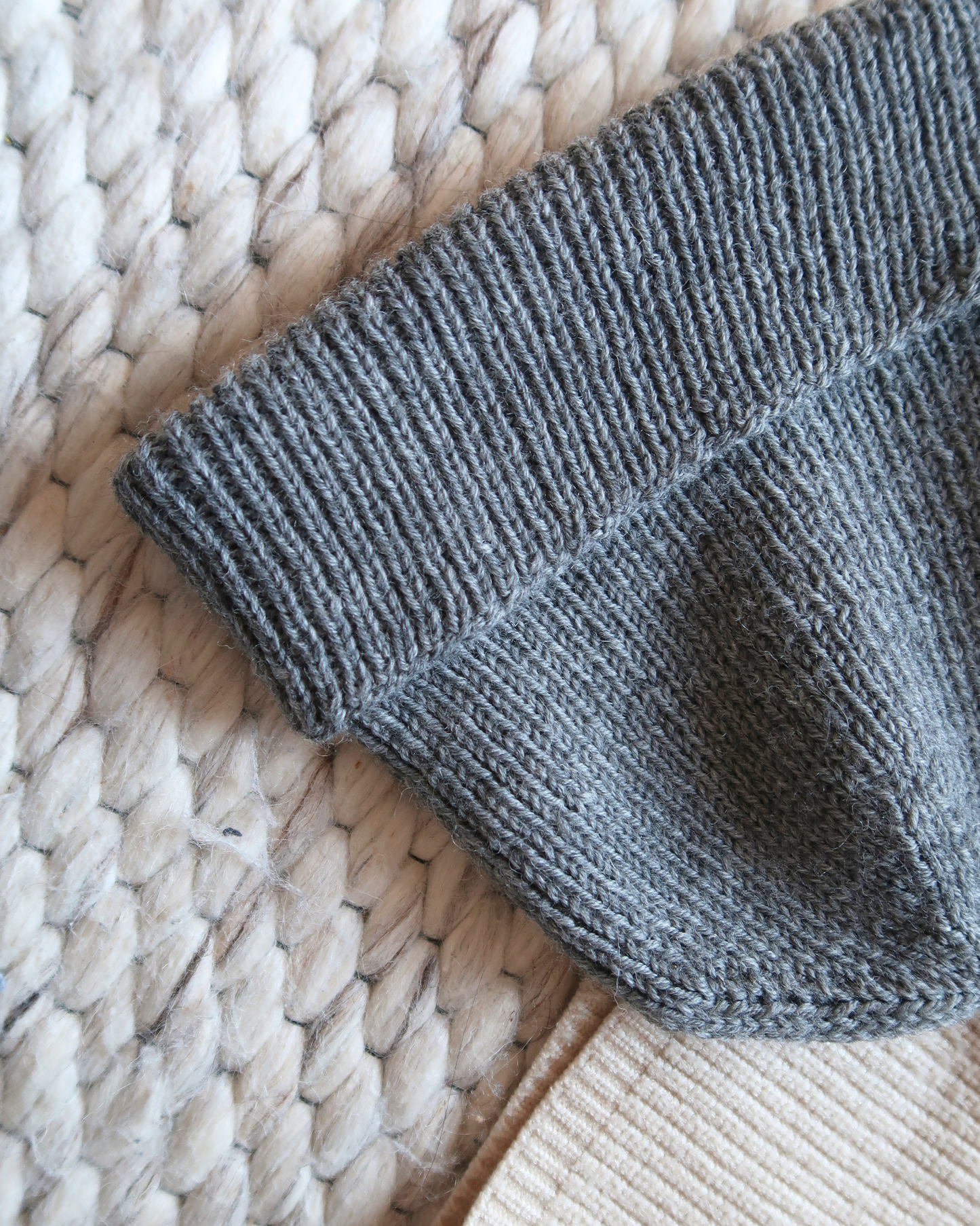 EASY PEASY Beanie | Easy Knitting Pattern