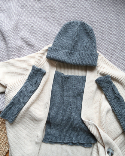 EASY PEASY KNIT Bundle