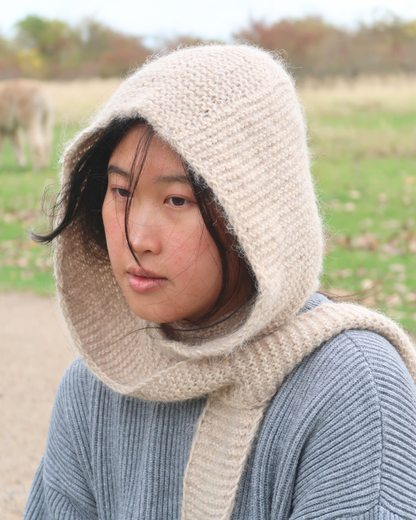 COMFY WEEKEND HOODED SCARF  | Easy Knitting Pattern