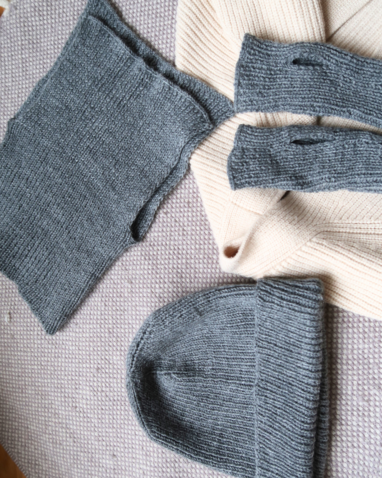 EASY PEASY KNIT Bundle