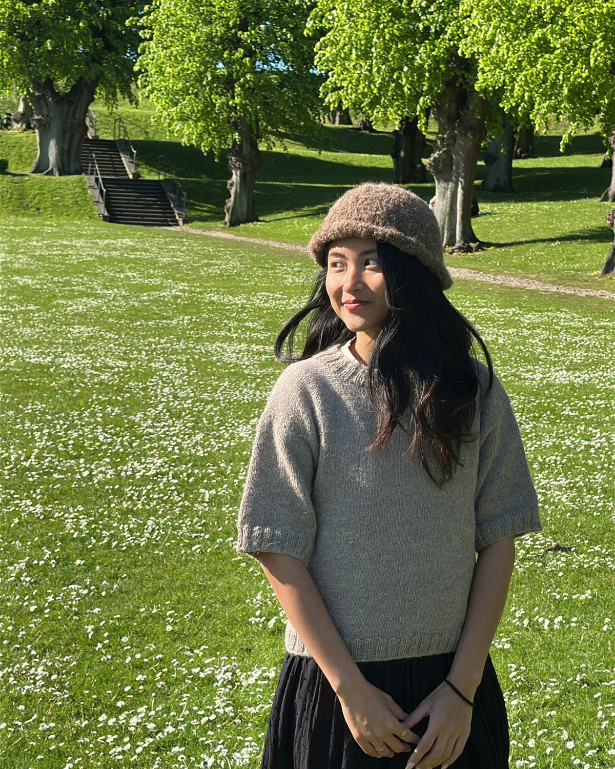 FLUFFY BUCKET HAT  | Easy Knitting Pattern