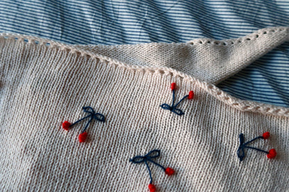 PETITE CHERRIES SCARF | Easy Knitting Pattern