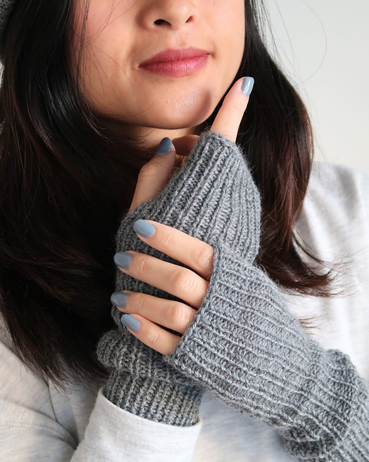 EASY PEASY Fingerless Gloves | Easy Knitting Pattern